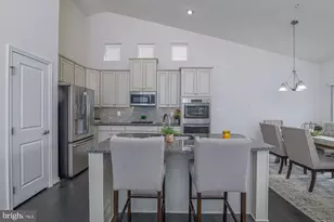 1115 Long Farm Cir, Brunswick, MD 21716 - Photo 12