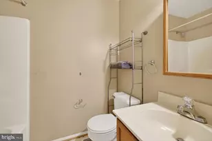 6846 Carnation Cir, Frederick, MD 21703 - Photo 16