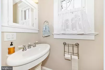 409 Magnolia Avenue, Frederick, MD 21701 - Photo 16