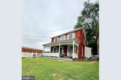 13 Maryland Avenue N, Brunswick, MD 21716 - Photo 2