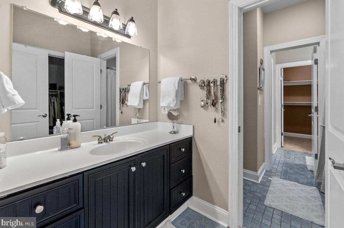 12563 Quiet Stream Ct, Mount Airy MD exterior