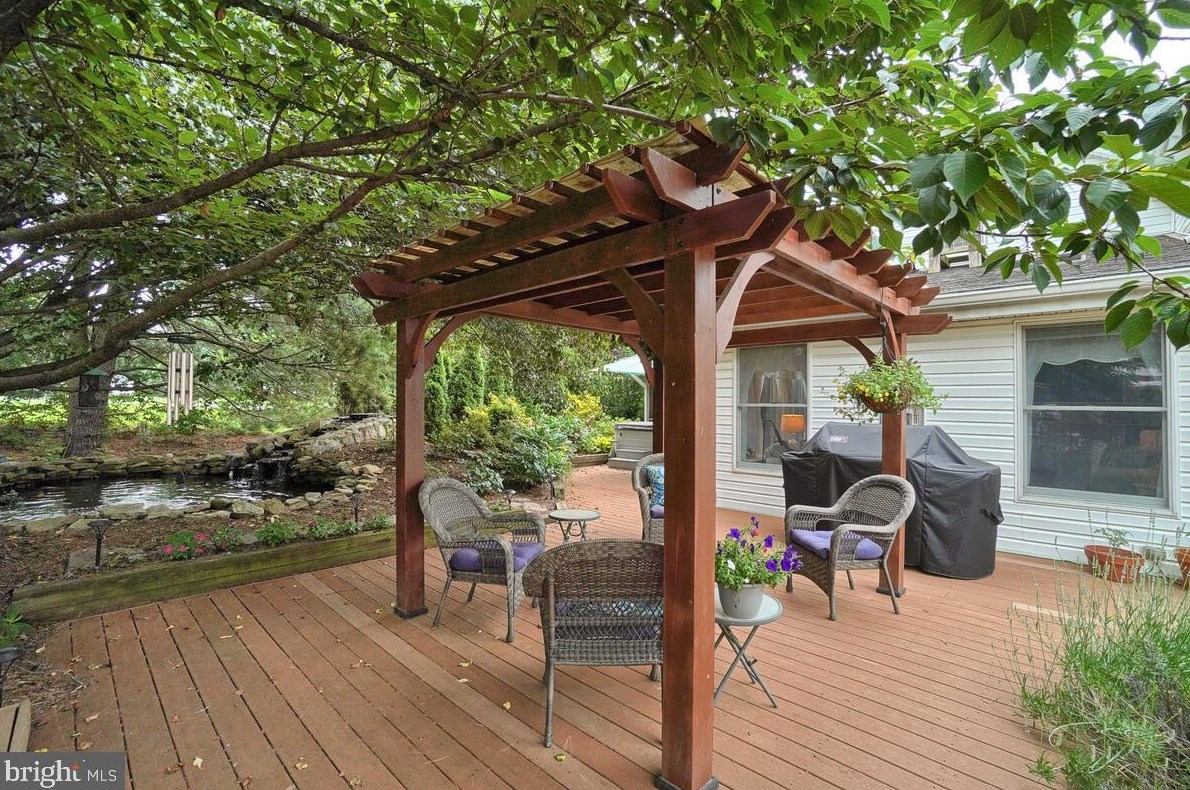 4304 Bartholows Rd, Mount Airy MD  21771-4916 exterior