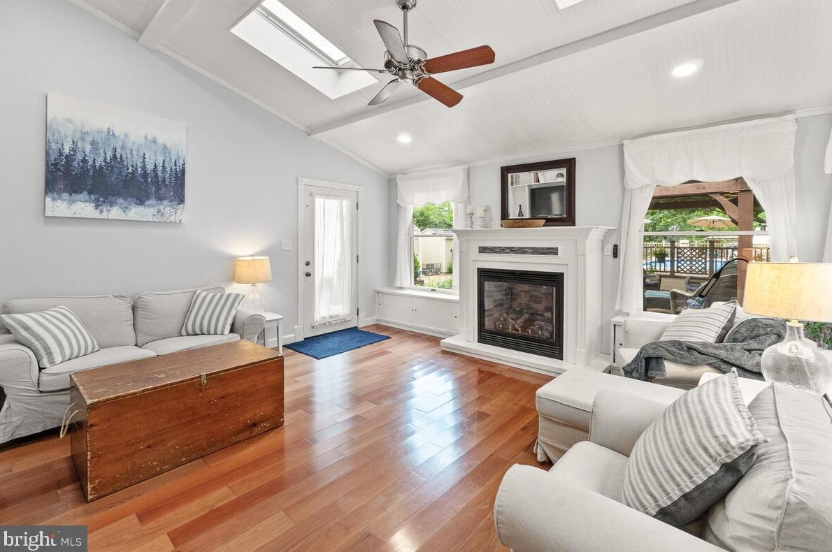 4304 Bartholows Rd, Mount Airy MD  21771-4916 exterior