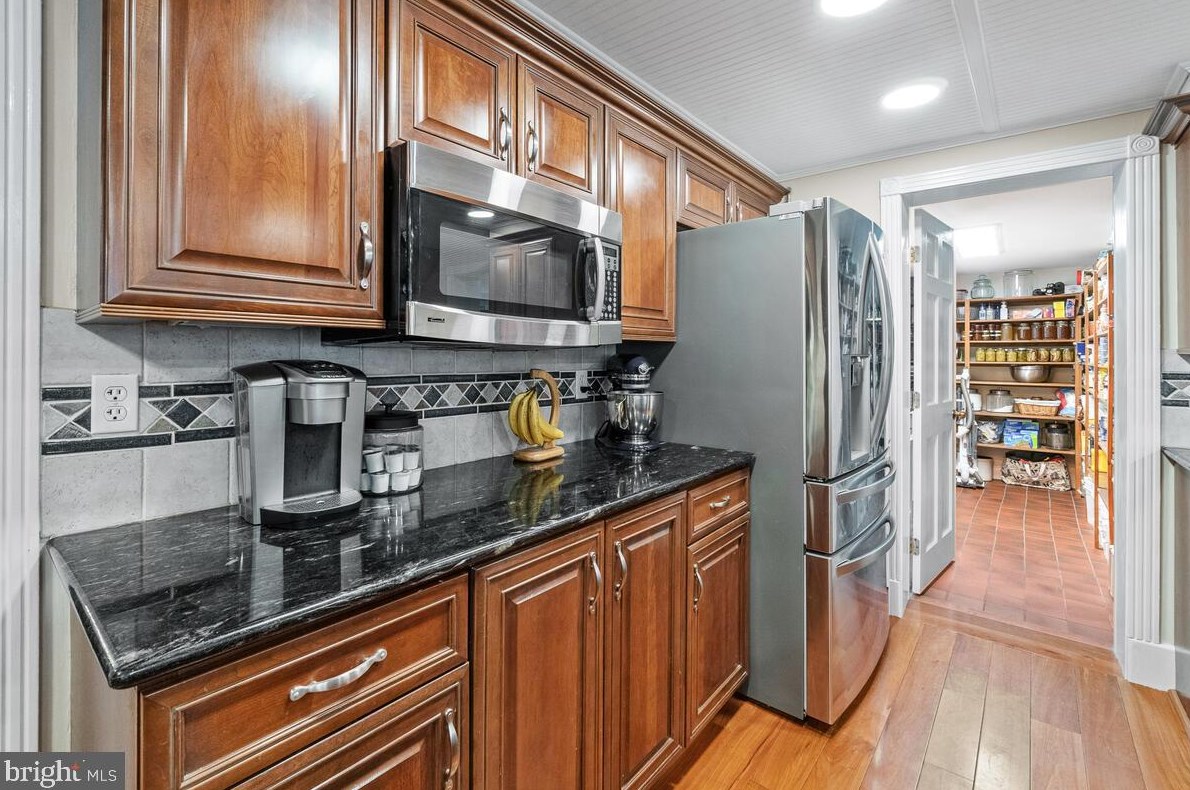 4304 Bartholows Rd, Mount Airy MD  21771-4916 exterior