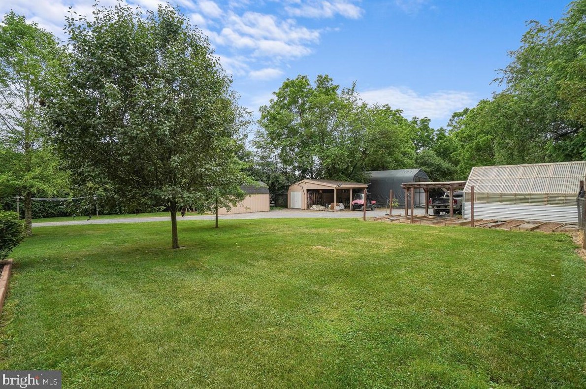 4304 Bartholows Rd, Mount Airy MD  21771-4916 exterior