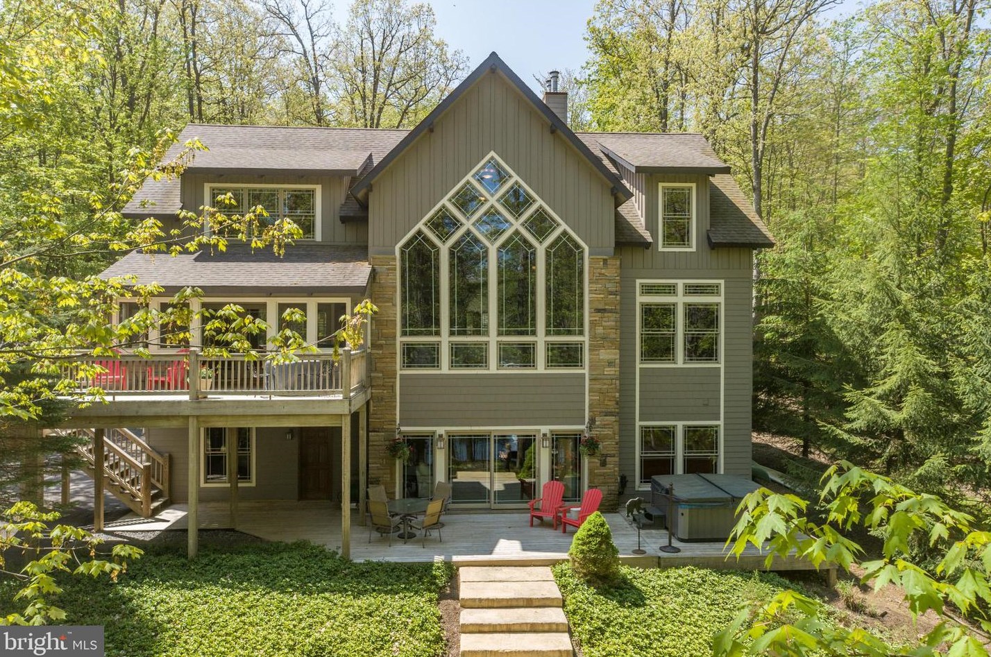 372 N Shoreline Dr, Swanton, MD 21561