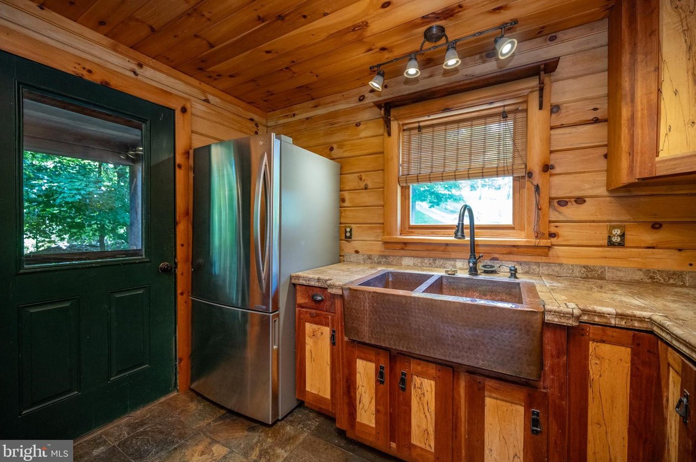 187 High Crest Dr, Swanton, MD 21561