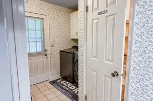 609 Southern Pines Dr, Oakland, MD 21550 - Photo 12