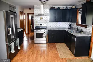 127 S Oakhall Dr, Oakland, MD 21550 - Photo 8