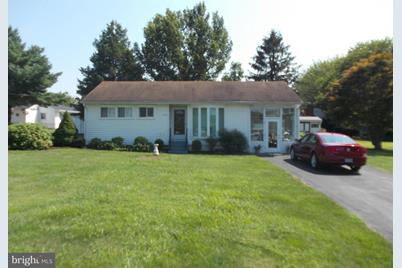 2405 E Churchville Road - Photo 1