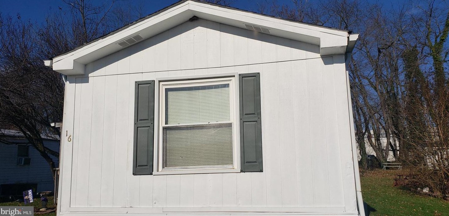 16 Lewis Dr, Aberdeen, MD 21001