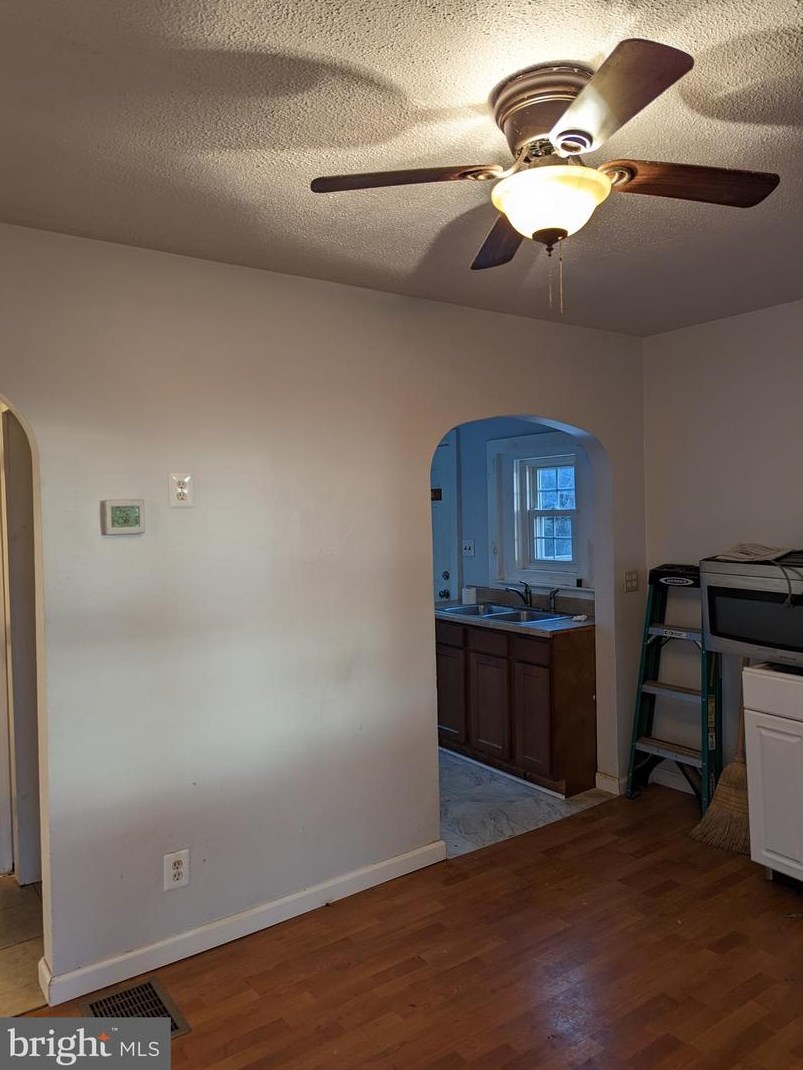 2101 Parsonage Ln, Fallston, MD 21047