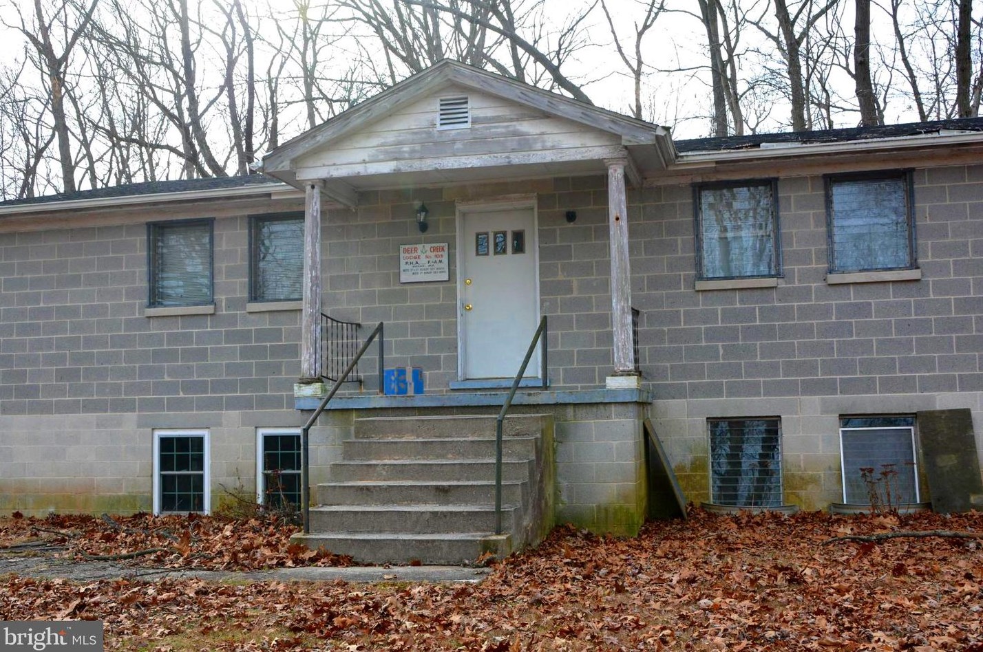 900 Coen Rd, Street, MD 21154