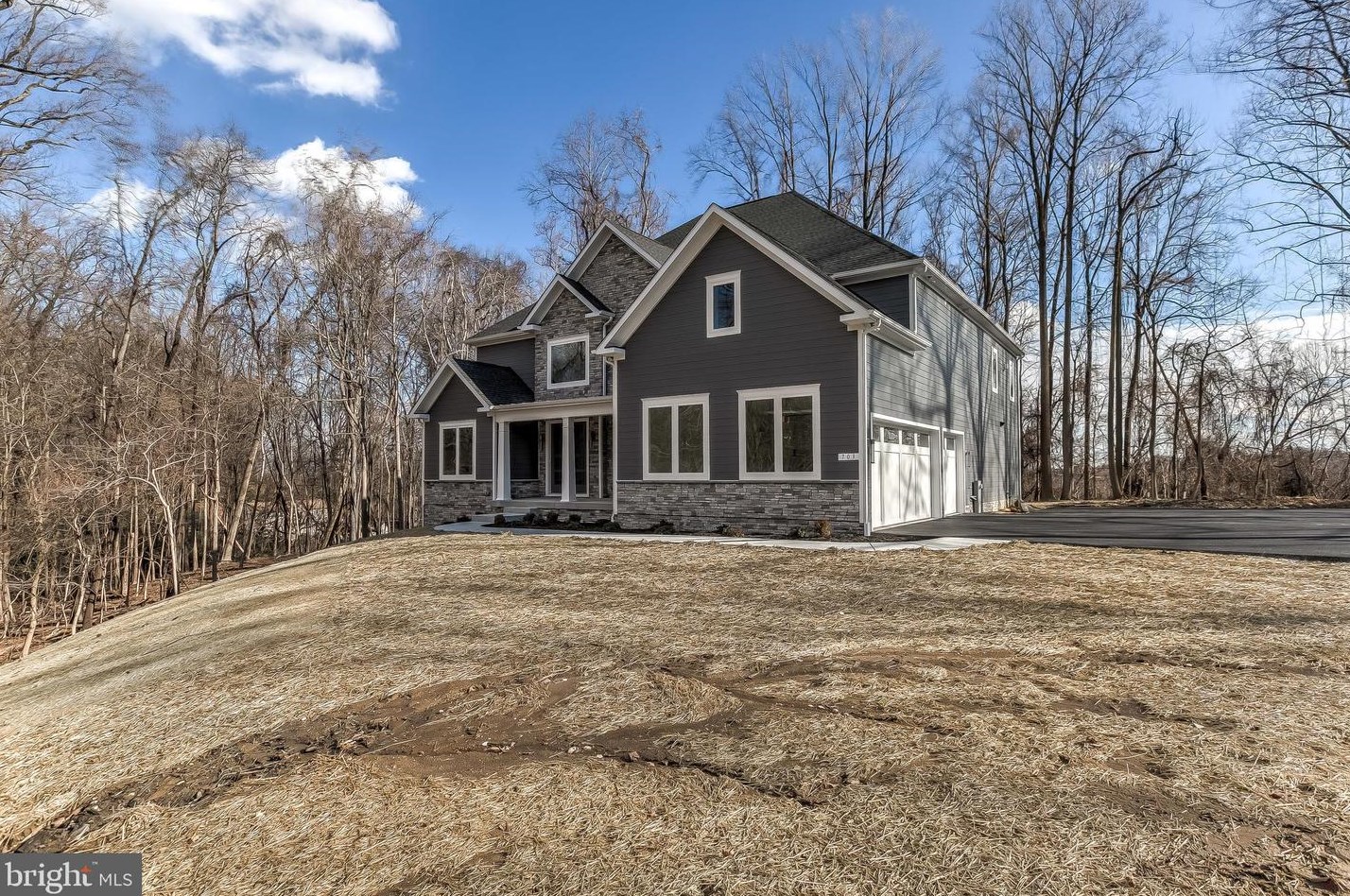 2239 Engle Rd, Fallston, MD 21047