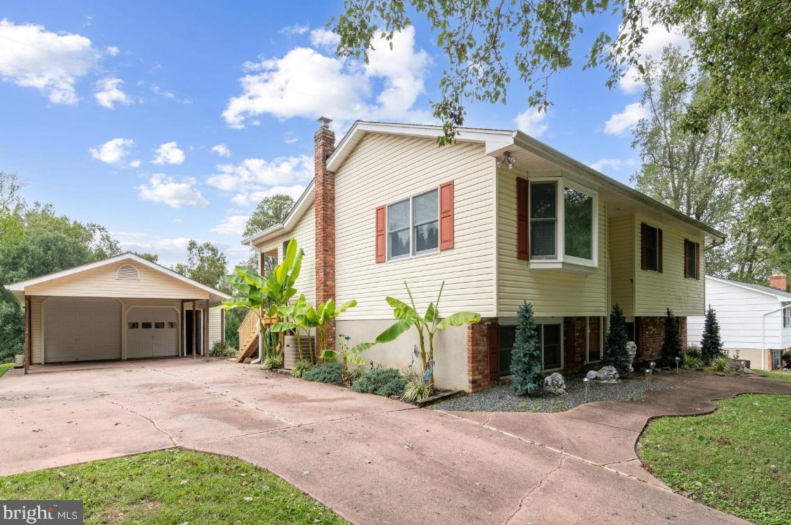 1208 Hillsboro Ct, Fallston, MD 21047