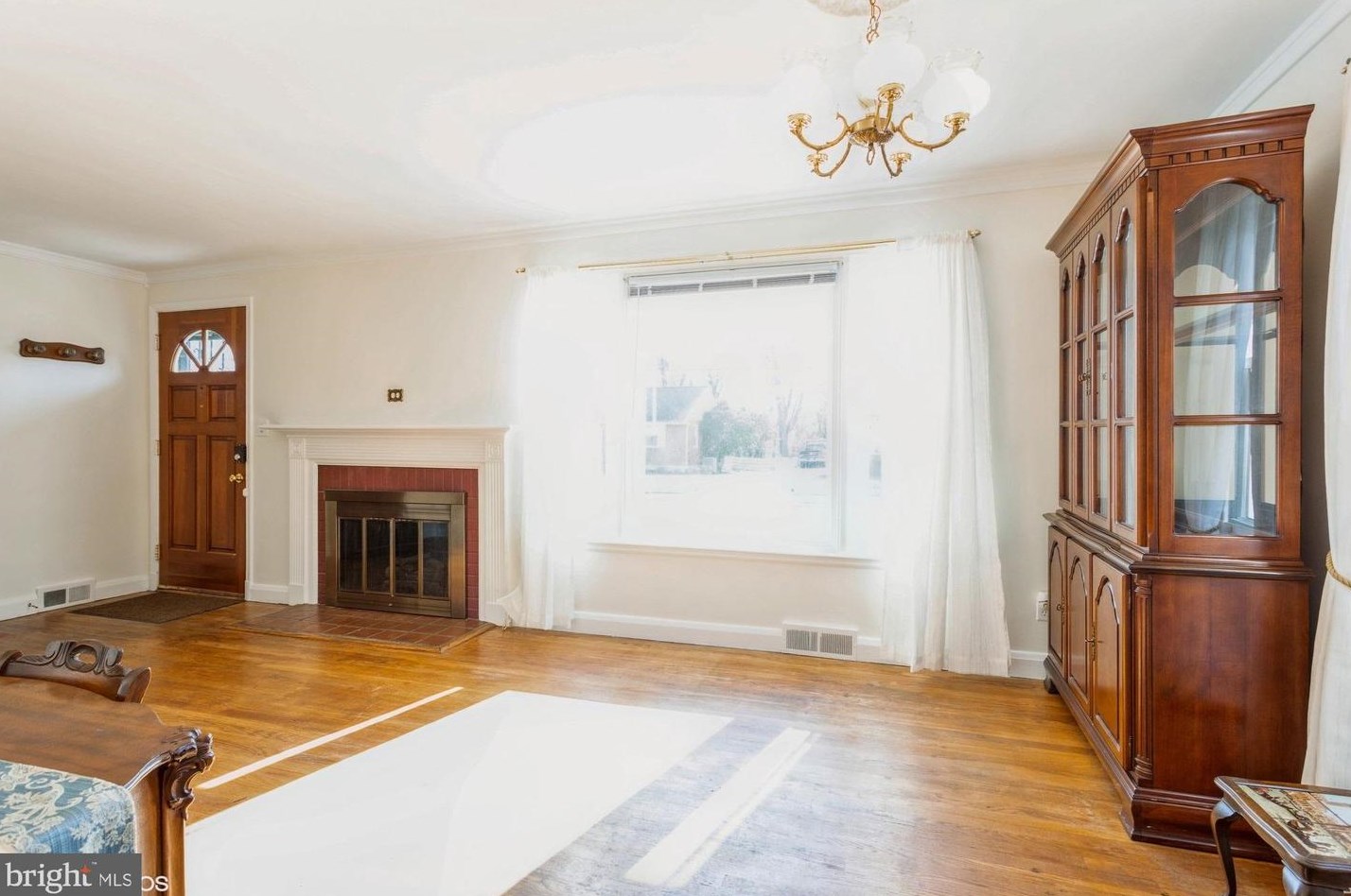 623 Colaine Dr, Aberdeen, MD 21001