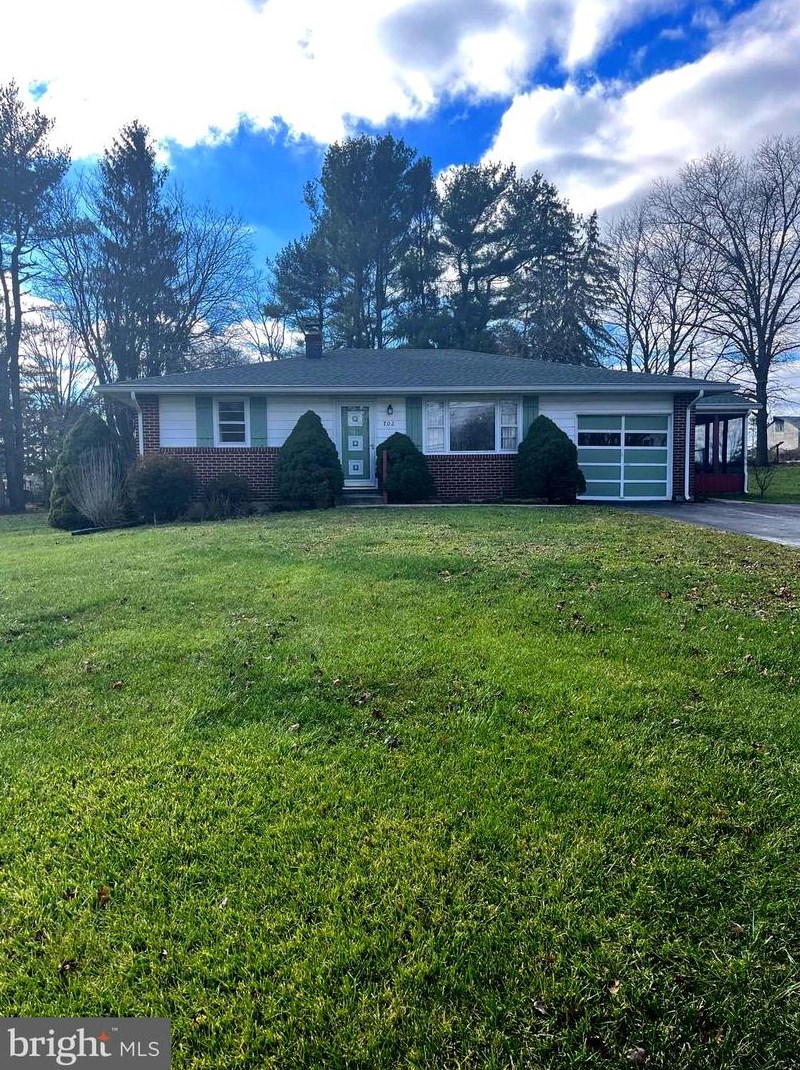 702 Old Fallston Rd, Fallston, MD 21047