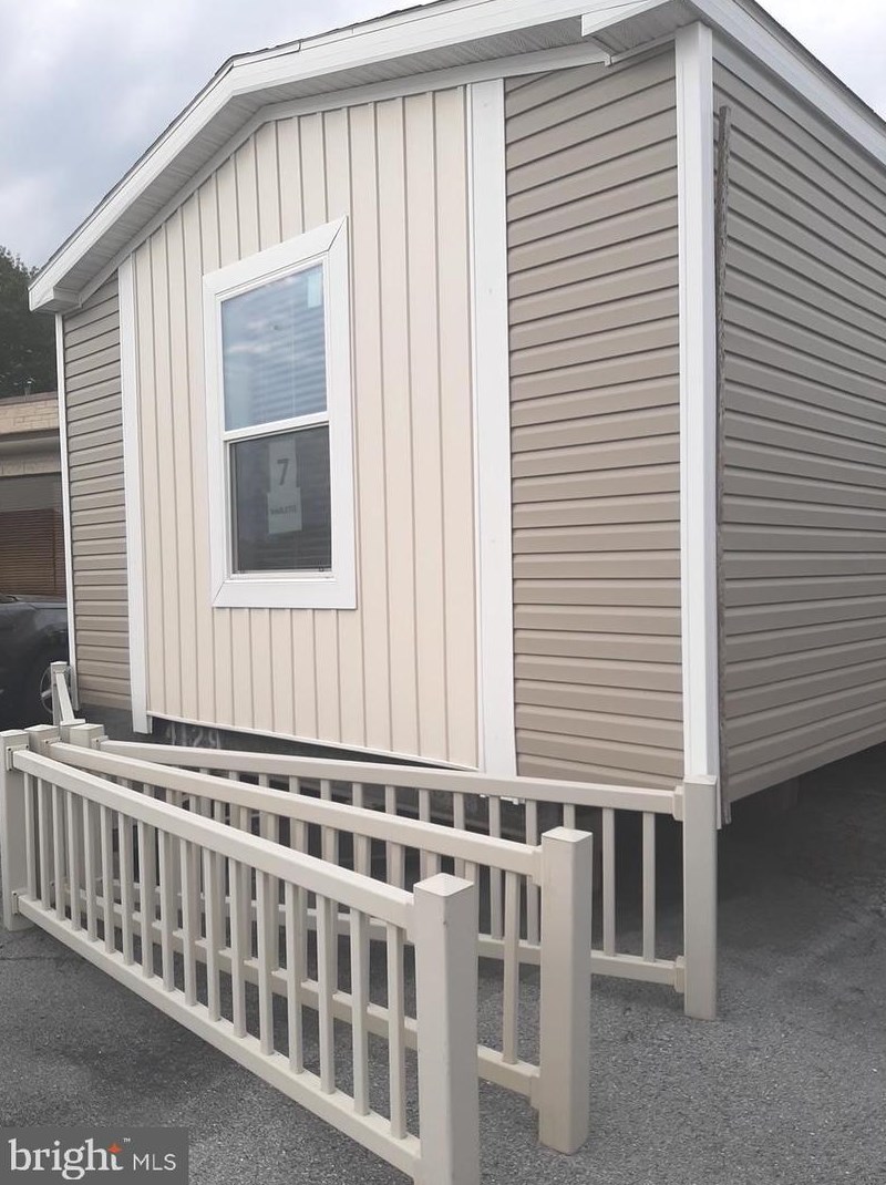 210 Golf Dr, Aberdeen, MD 21001