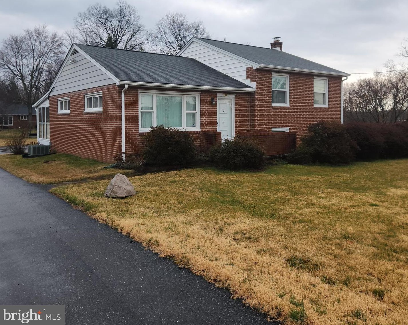 107 Mountain Rd, Fallston, MD 21047