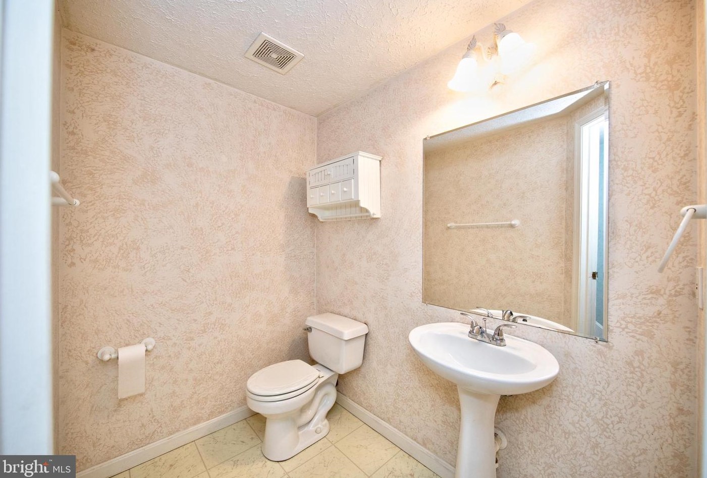 2033 Brandy Dr, Forest Hill MD  21050-3170 exterior