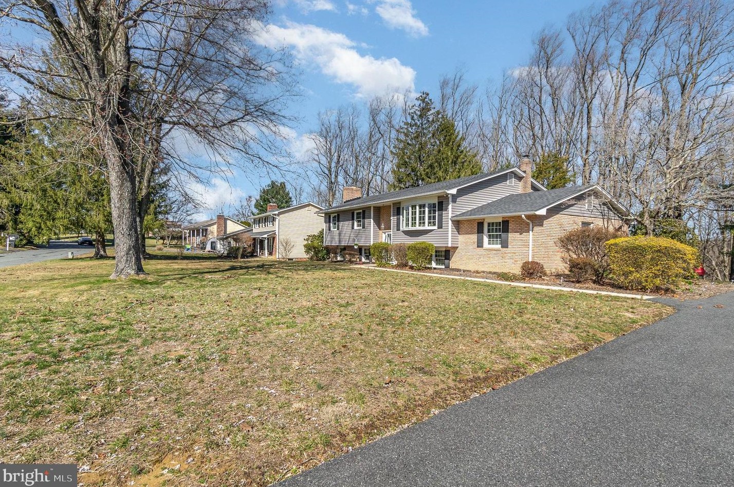 707 Millwood Dr, Fallston, MD 21047