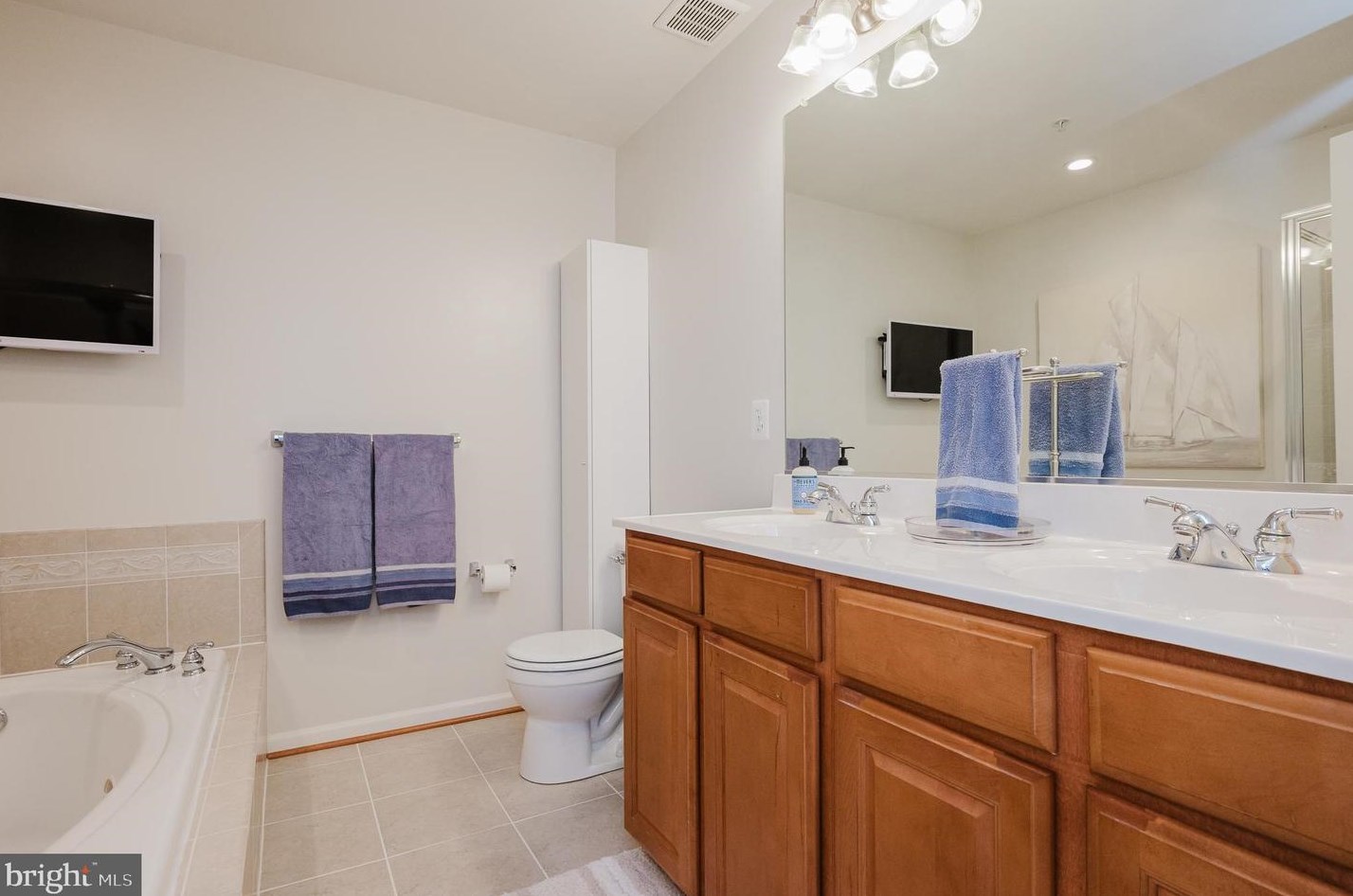 4727 Thistle Hill Dr, Aberdeen MD  21001-2651 exterior