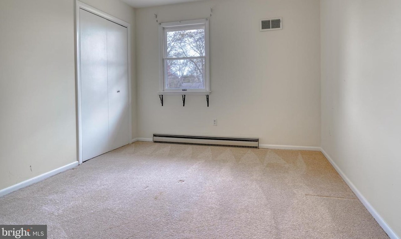 2121 Buell Dr, Fallston MD  21047-2056 exterior