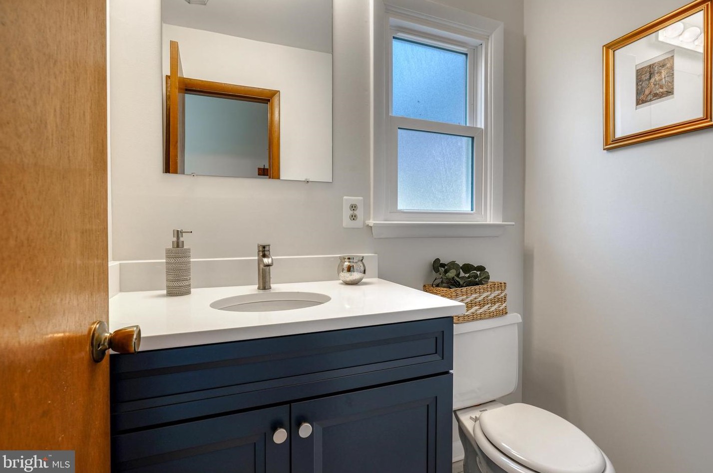 2121 Buell Dr, Fallston MD  21047-2056 exterior