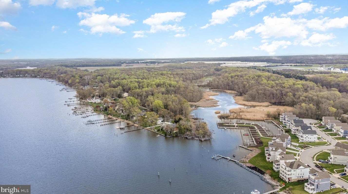 333 Marina Ave, Aberdeen MD  21001-4204 exterior