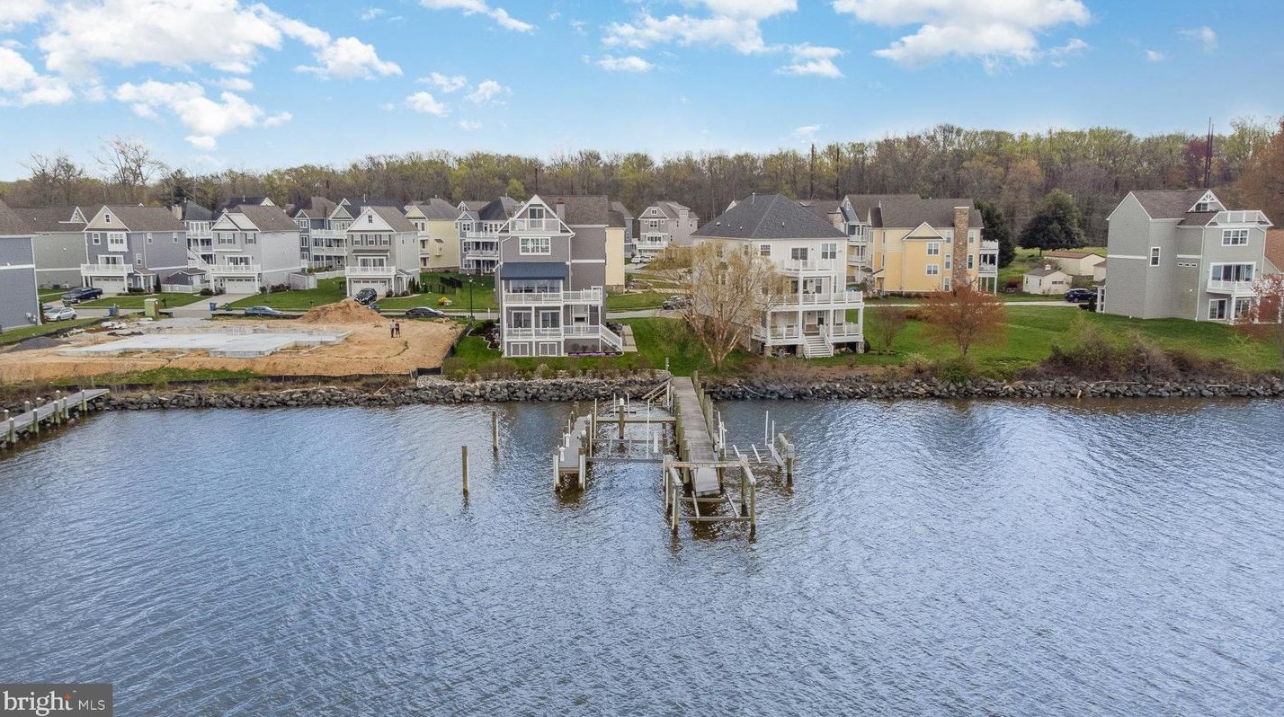 333 Marina Ave, Aberdeen MD  21001-4204 exterior