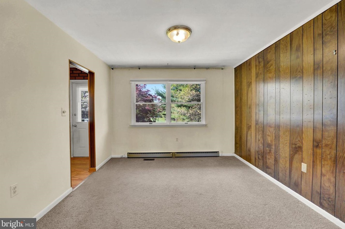 4342 Cooper Rd, Cardiff MD exterior