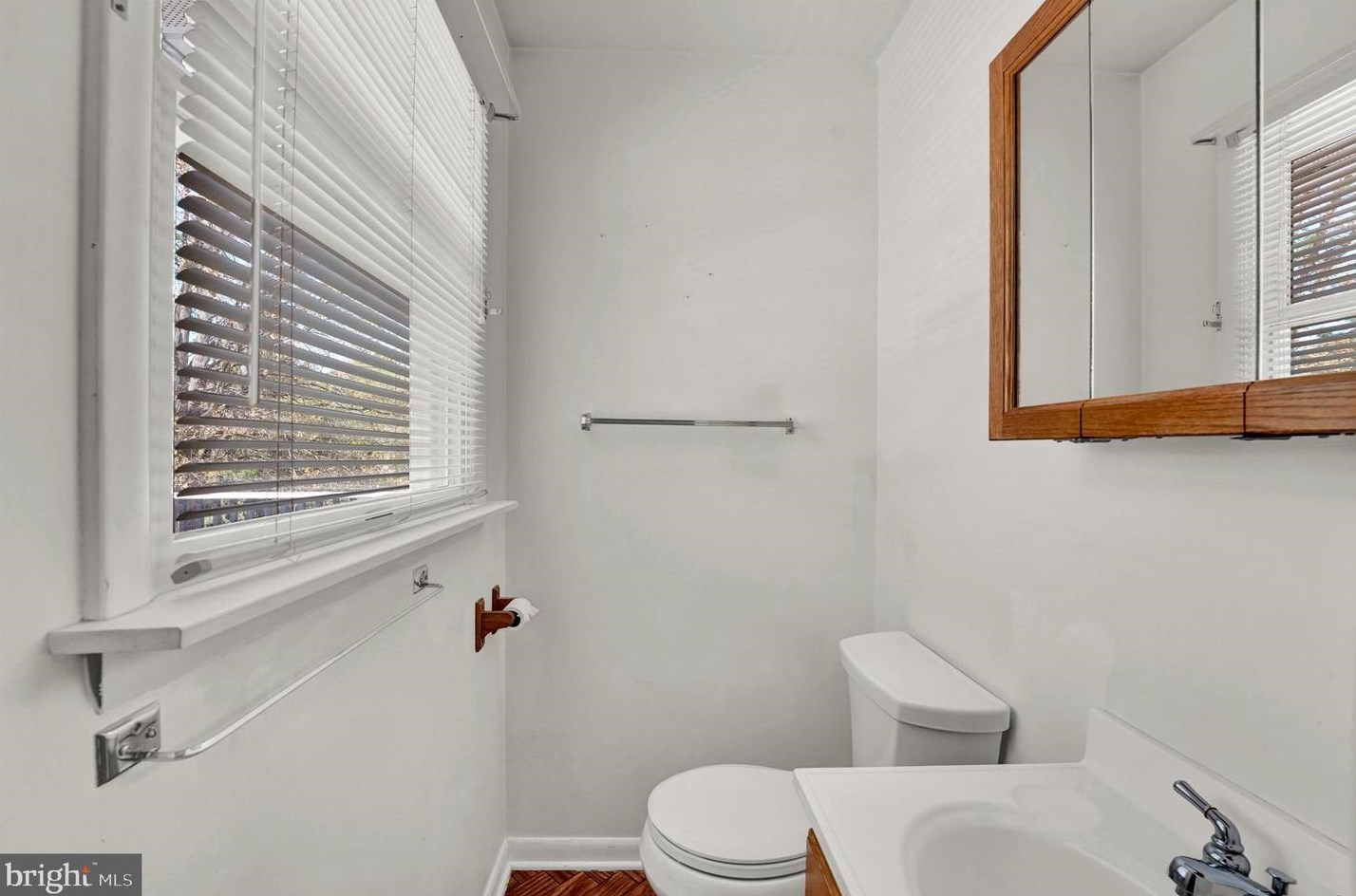 4342 Cooper Rd, Cardiff MD exterior