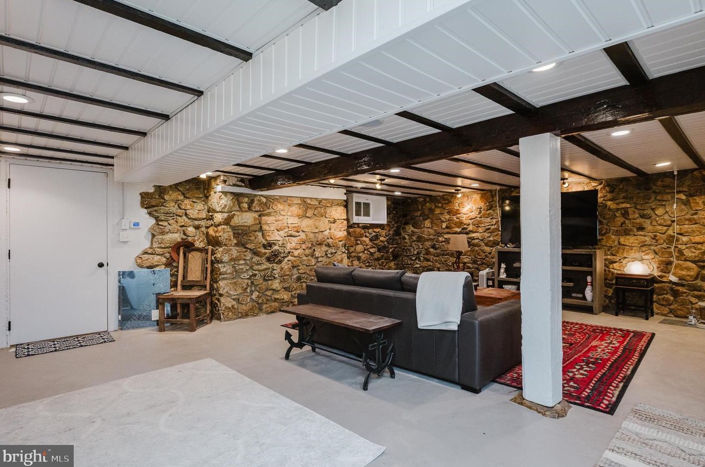 2500 Rochelle Dr, Fallston MD  21047-2209 exterior