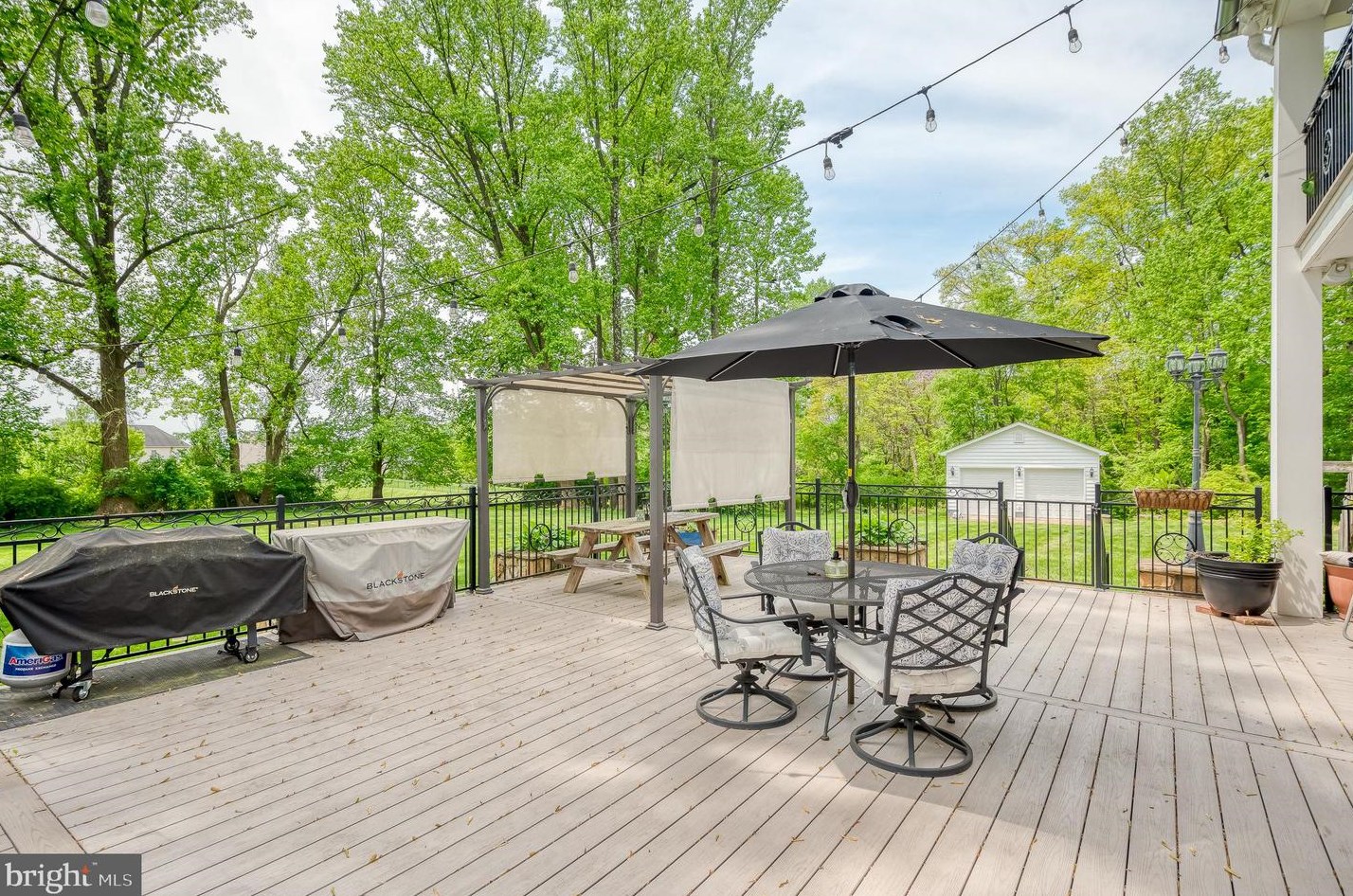 2500 Rochelle Dr, Fallston MD  21047-2209 exterior