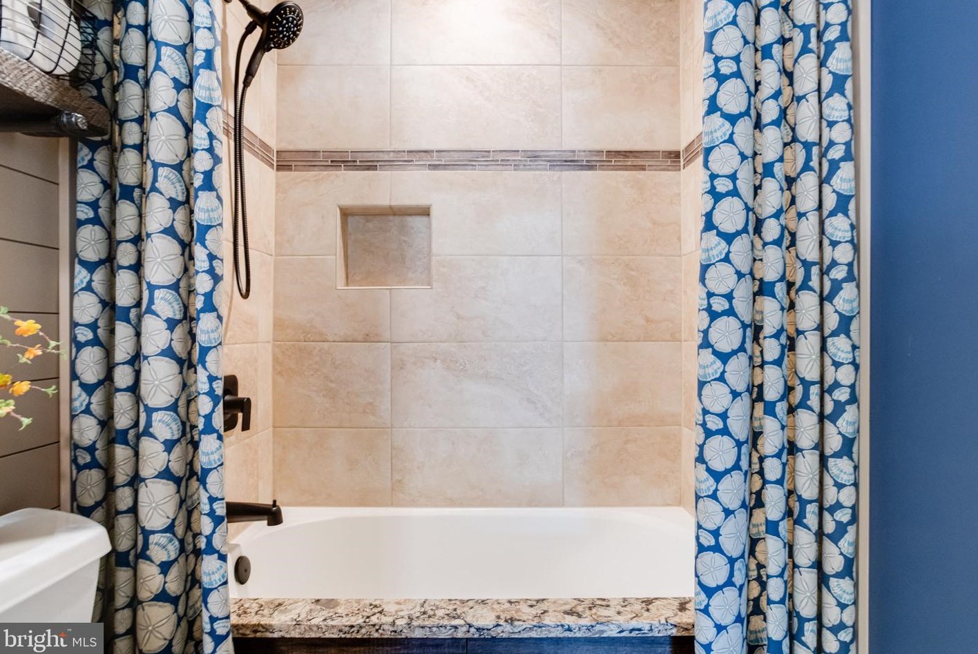 2004 Gdn Dr, Forest Hill MD 21050-3181 exterior