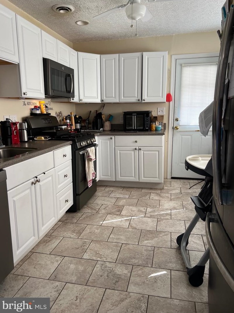77 Green Ave, Aberdeen, MD 21001-3730