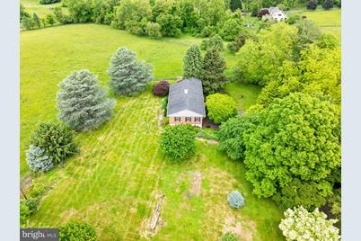 4113 Harford Creamery Rd, White Hall, MD 21161 - MLS MDHR2032032 ...