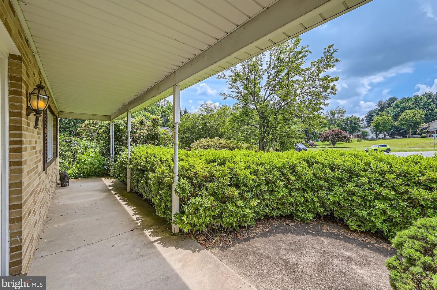 1600 Brickhouse Ln, Fallston, MD 21047