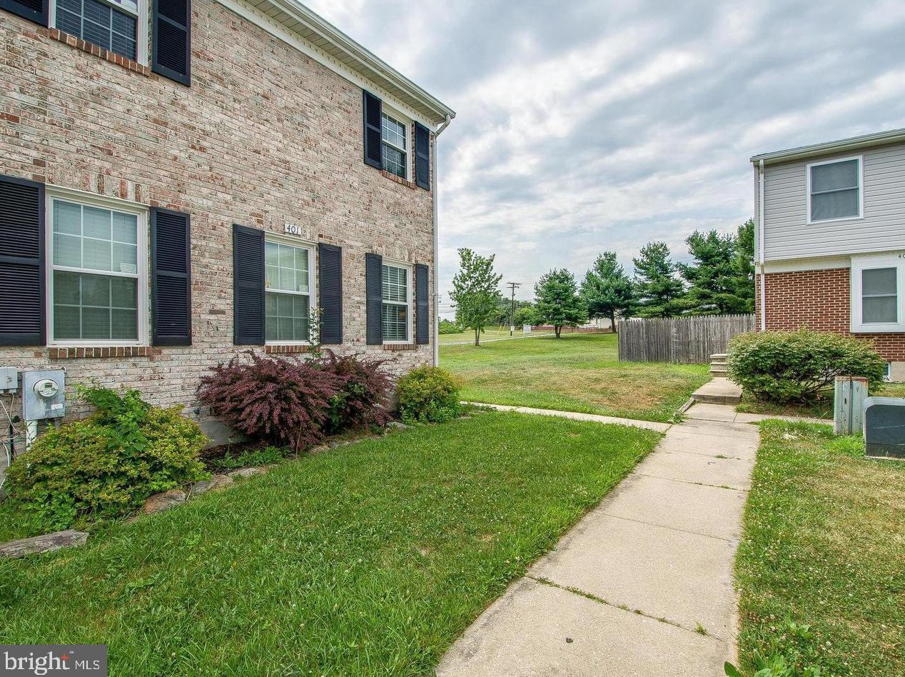 401 Liberty Ct, Edgewood, MD 21040-2215