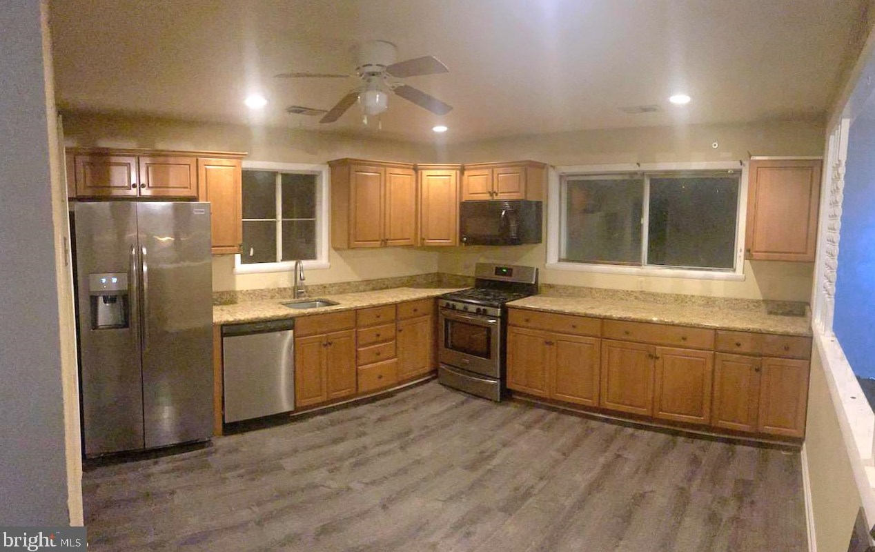 621 Hartwood Ln, Edgewood, MD 21040-2834