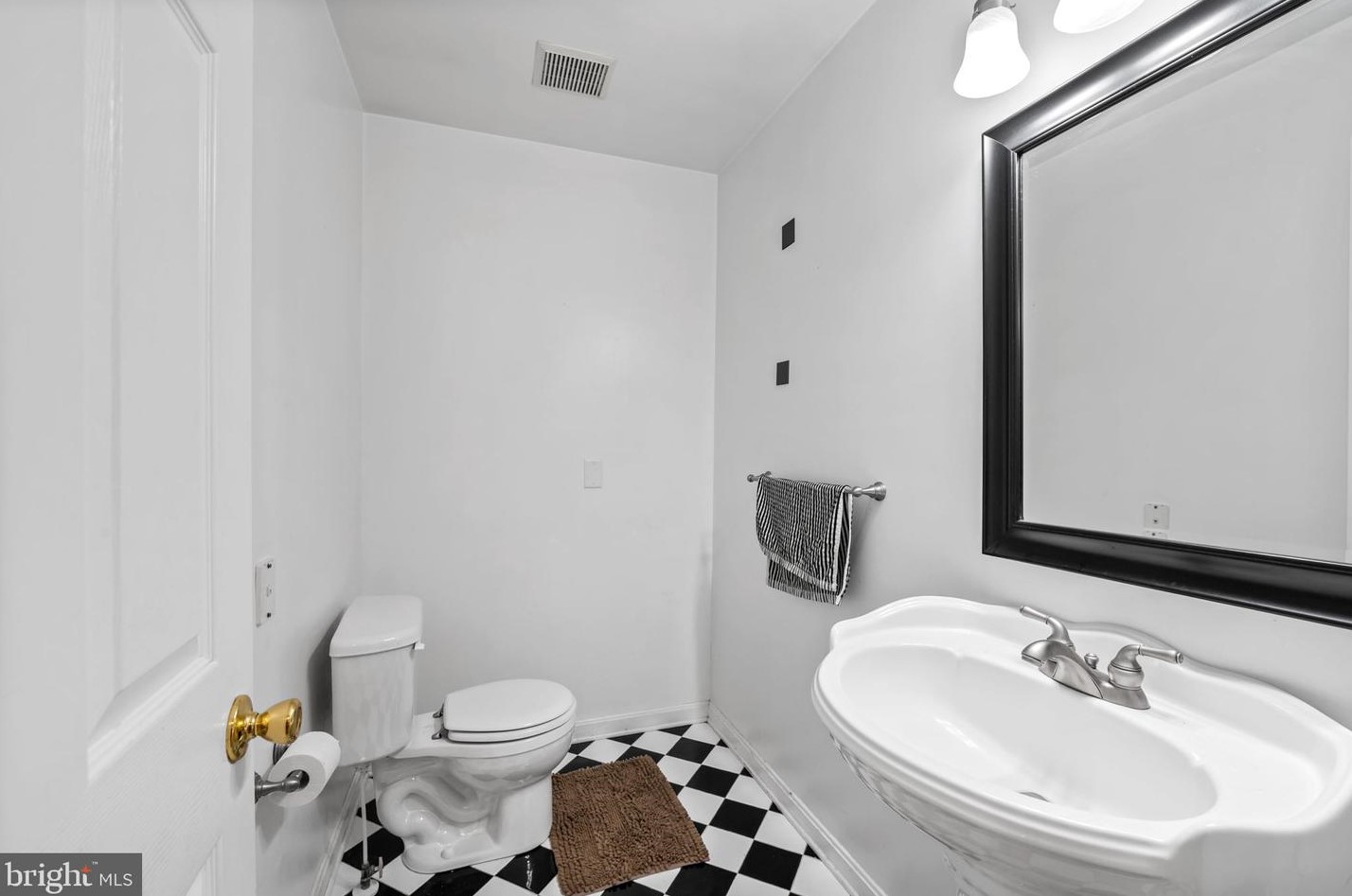 3346 Fallston Rd, Fallston MD 21047-1621 exterior