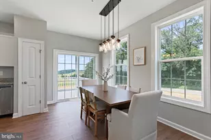 703 Bur Oak Ct, Aberdeen, MD 21001 - Photo 2
