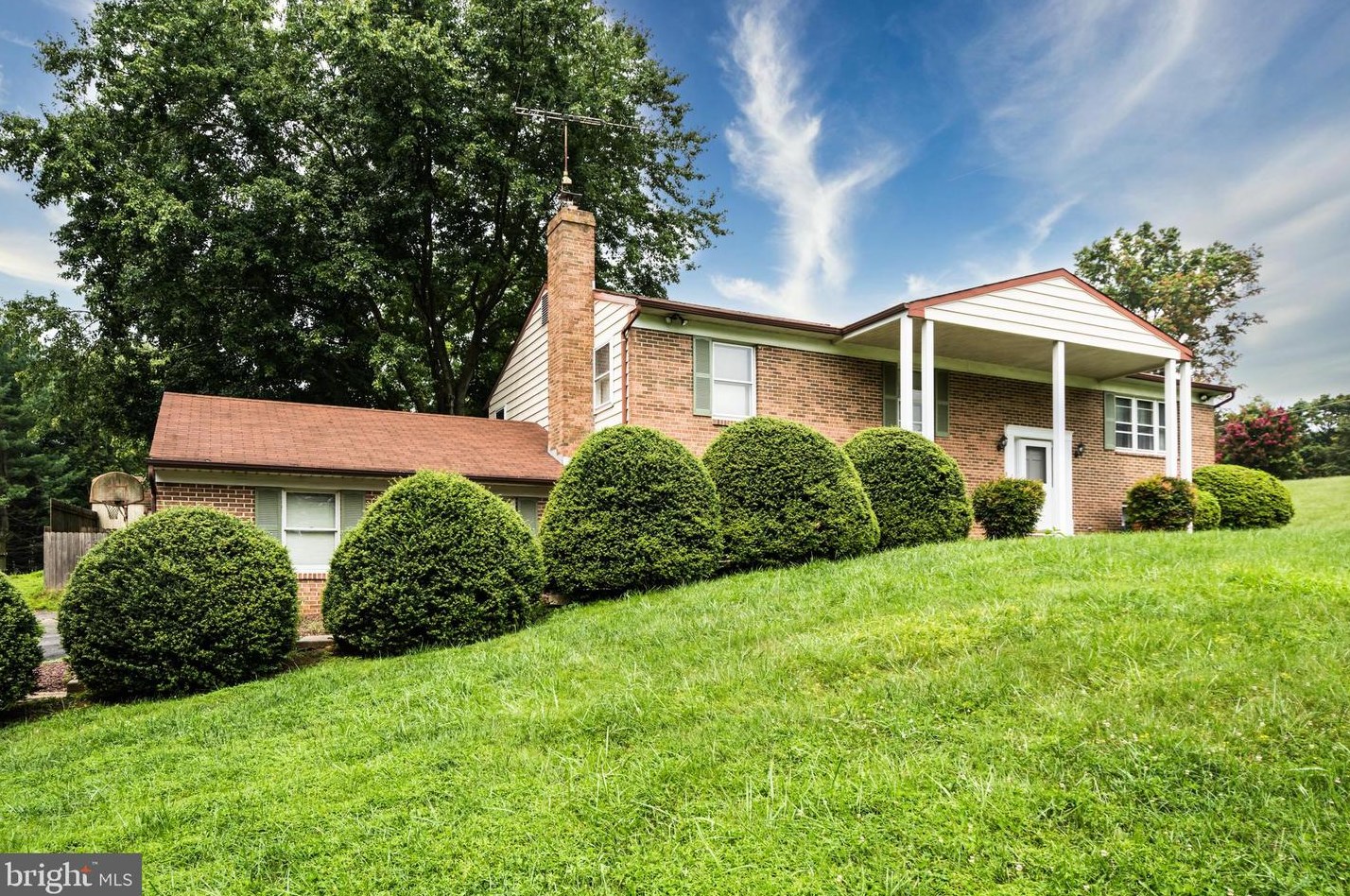 2100 Belgian Ct, Fallston, MD 21047
