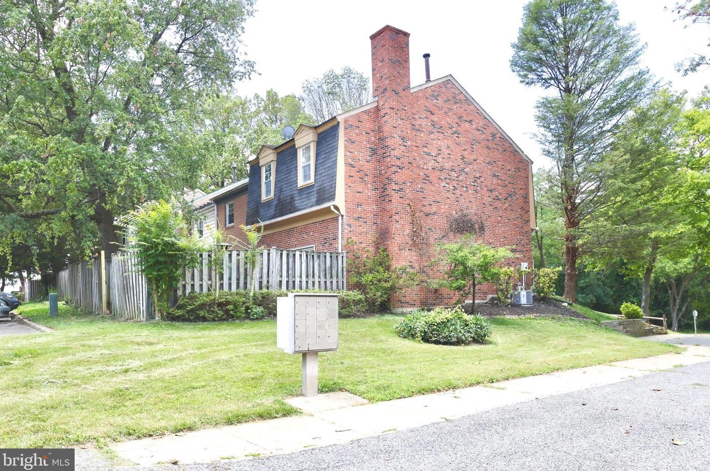 5801 Morningbird Ln, Columbia, MD 21045-3503