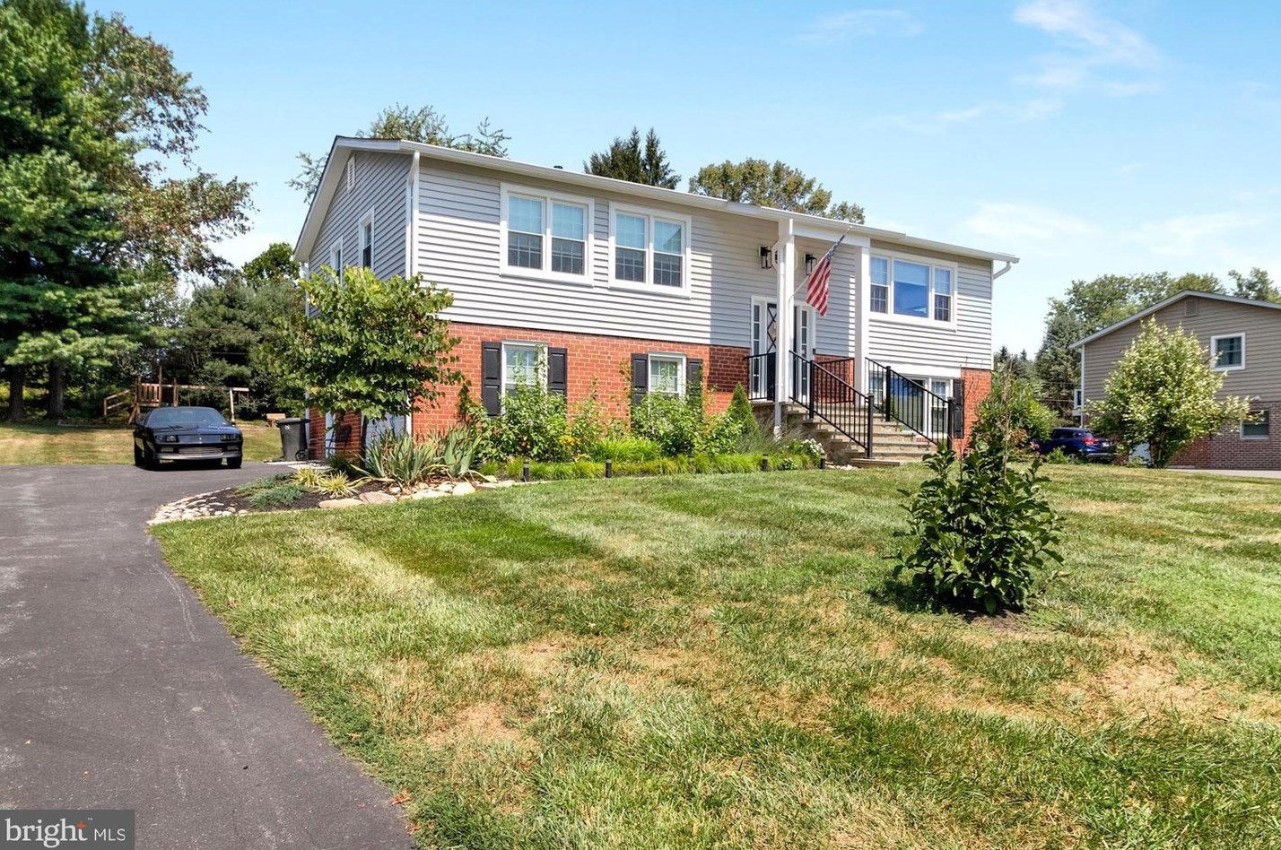 9133 Stayman Dr, Ellicott, MD 21042-1843