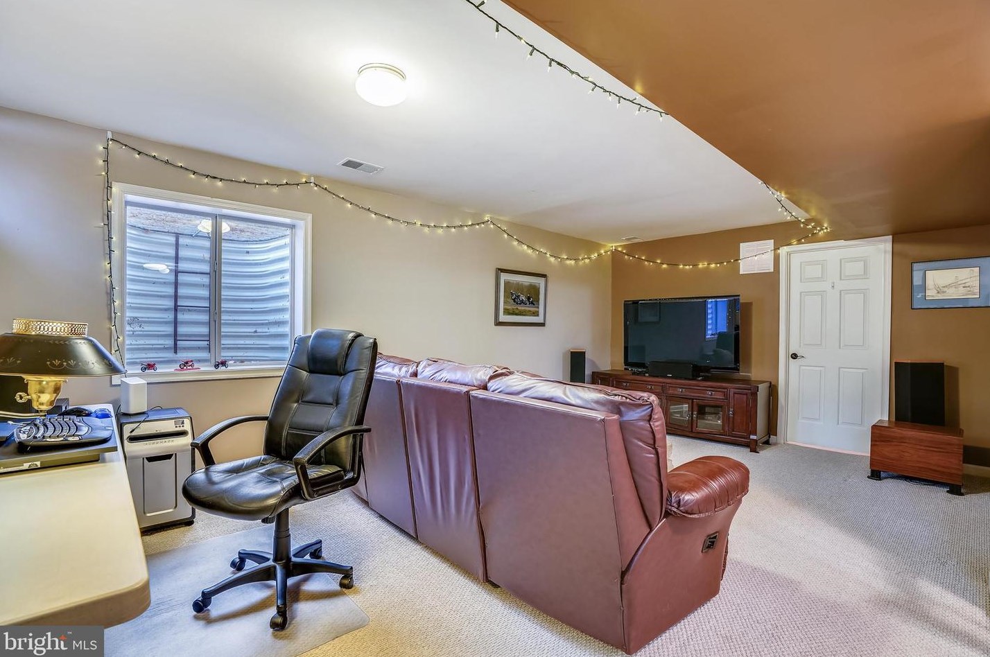 5234 Font Ave, Ellicott MD 21043-7003 exterior