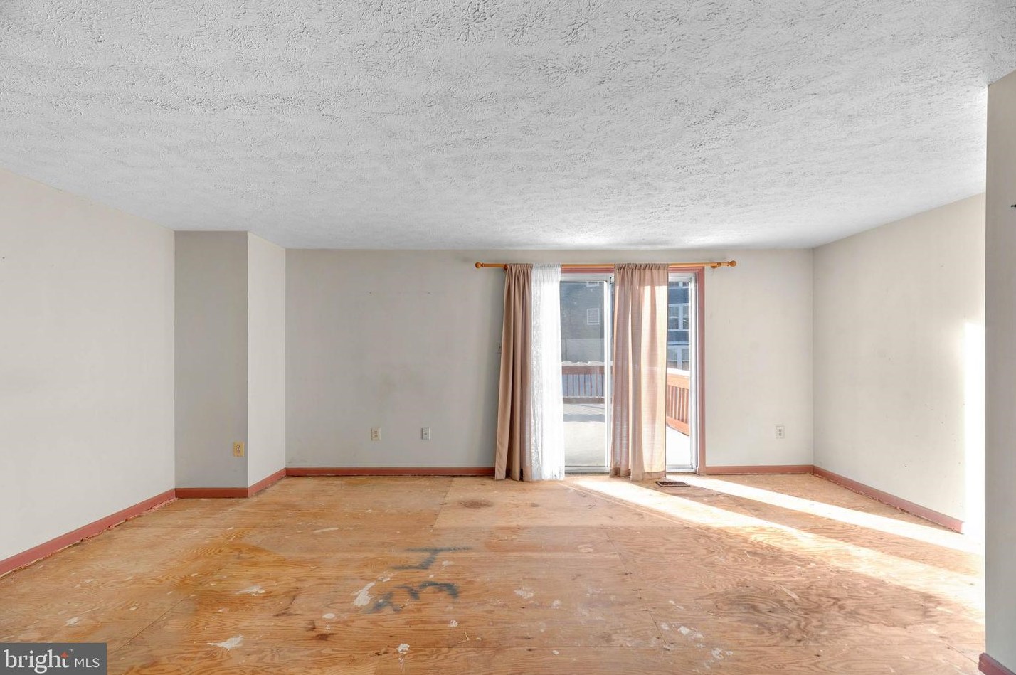 6423 Rockledge Ct, Baltimore MD  21075-5449 exterior