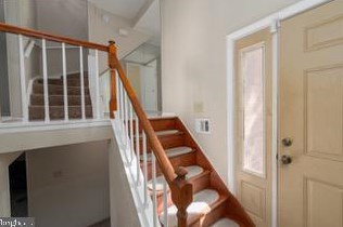 10664 High Beam Ct, Columbia, MD 21044