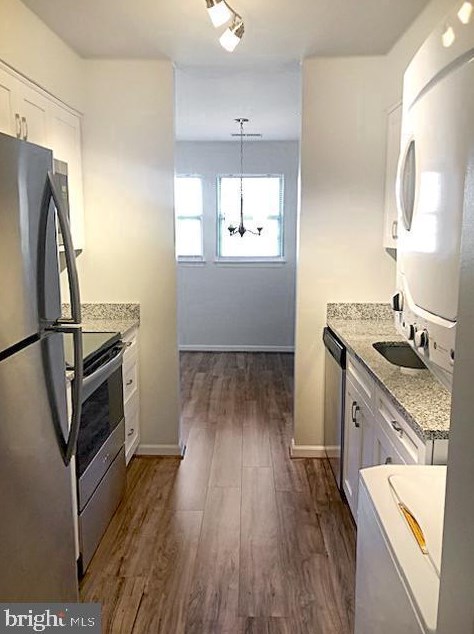 8503 Falls Run Rd, Ellicott, MD 21043-7306