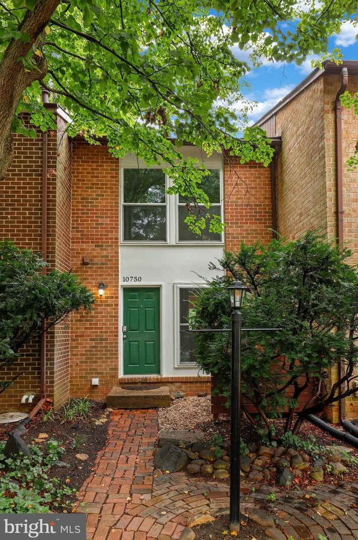 10750 Faulkner Ridge Cir, Columbia, MD 21044-2236